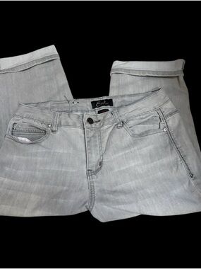 Light Gray Earl Jean Cropped Capri Pants- Like NEW